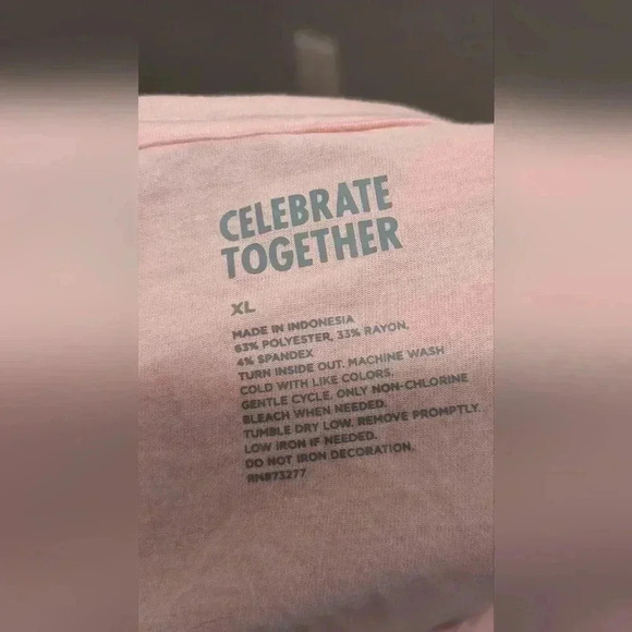 Celebrate Together Love Short Sleeve Shirt Size XL EUC - Picture 4 of 9